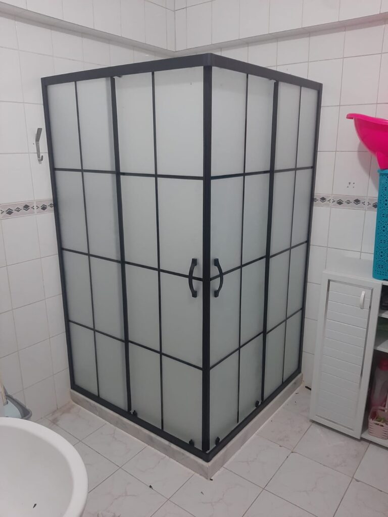 Gölcük Duşakabin